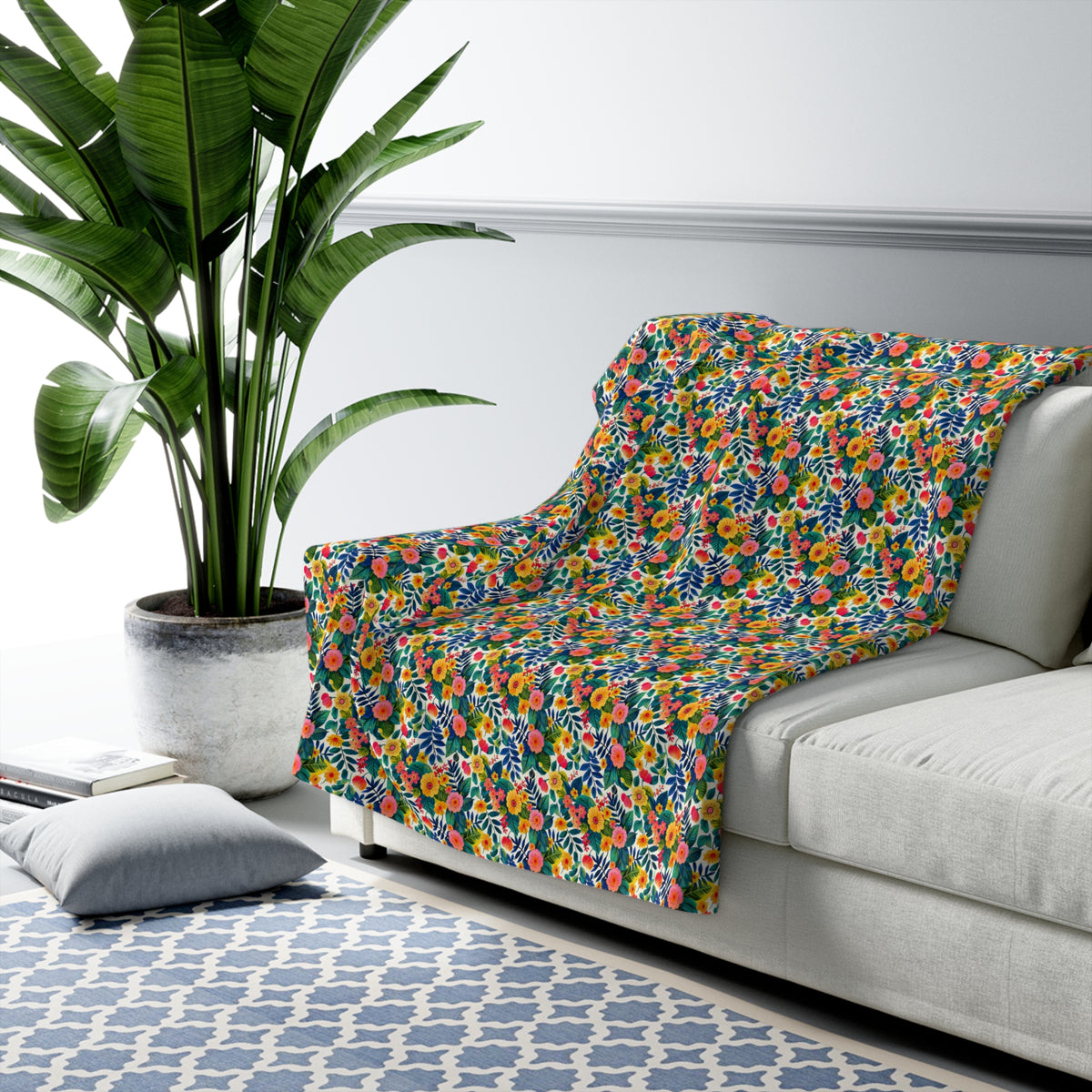 Blossom Bliss Sherpa Fleece Blanket - Snuggle Up in Style - A Modern Floral Embrace! Available in 2 sizes.