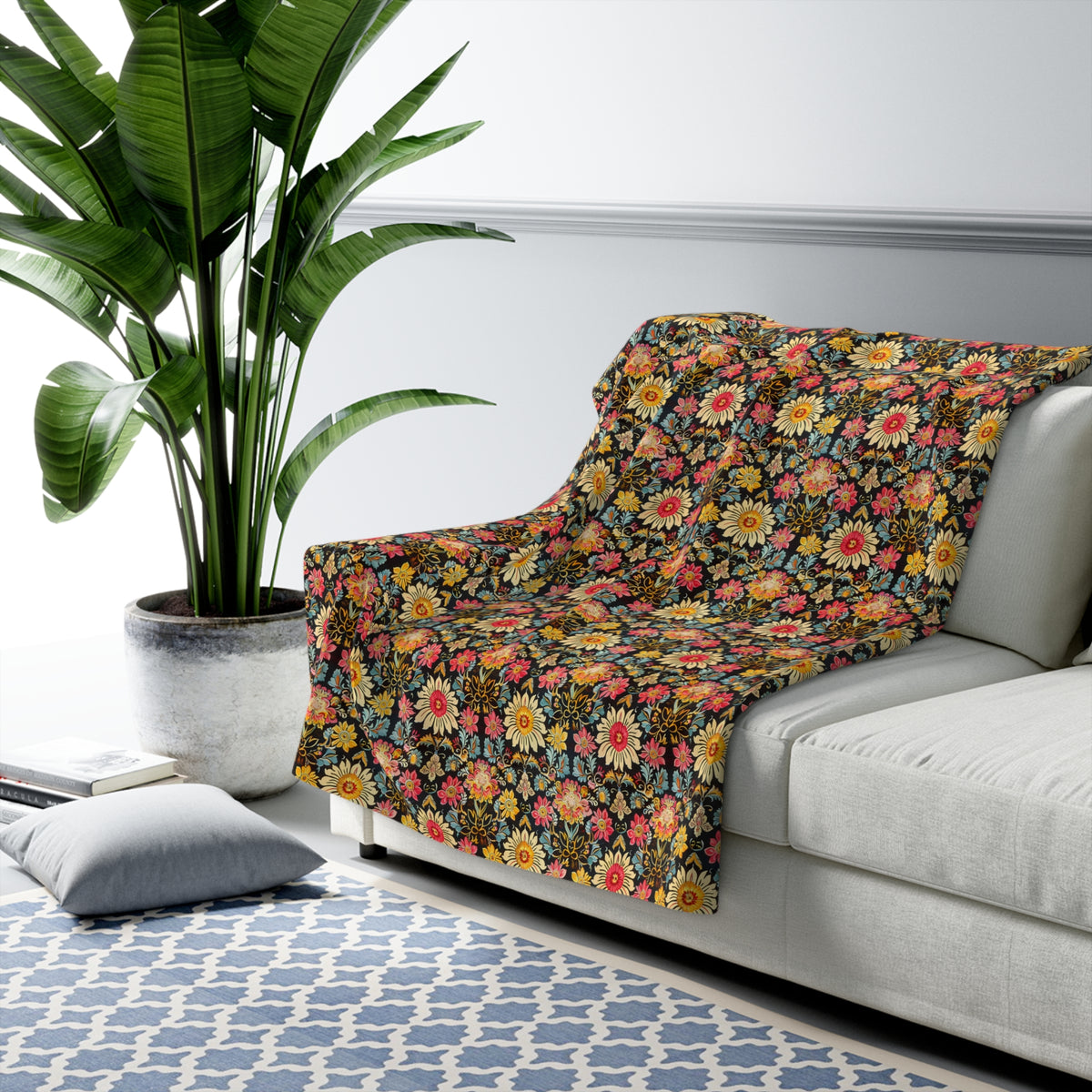 Victorian Vintage Vibes Sherpa Fleece Blanket - Snuggle Up with Timeless Charm! Available in 2 sizes.