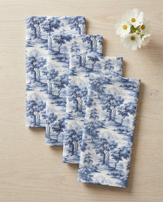 Blue & White English Countryside dinner napkins, set of four, elongated fold